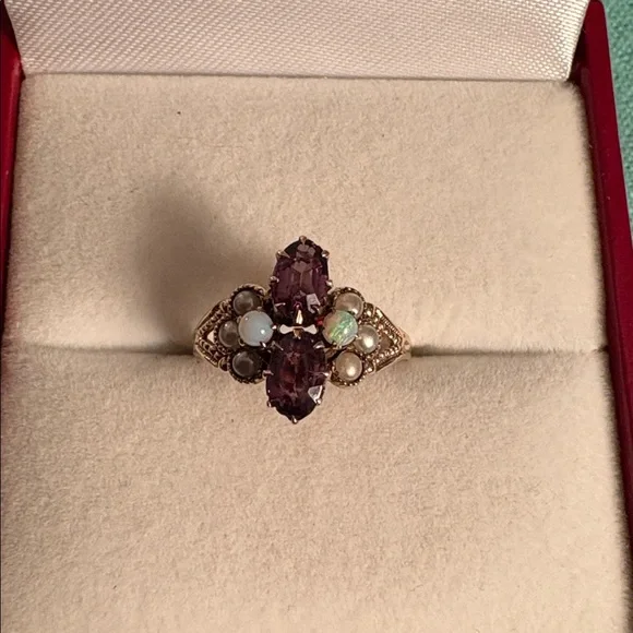Vintage/Antique Amethyst, Opal, Seed Pearls Ring In Solid Yellow Gold - Picture 4 of 8